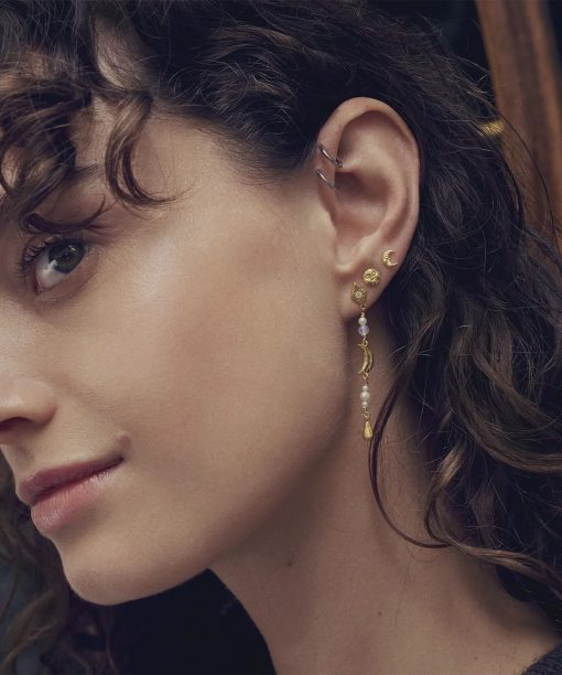 Alternative view of Emma Øredobber