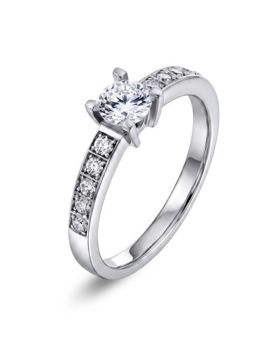 Ring i hvitt gull med diamanter 0,70 ct TW/SI