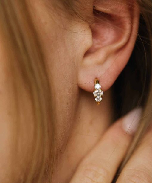 Alternative view of Gulldia Signatur Øreringer i sølv med zirkonia