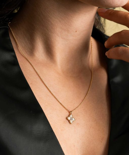 Alternative view of Olivia smykke i sølv med zirkonia