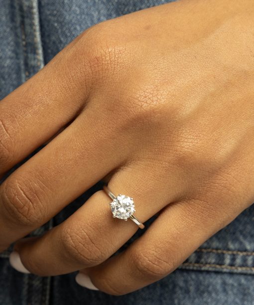 Alternative view of Chloe ring i sølv med blank zirkonia