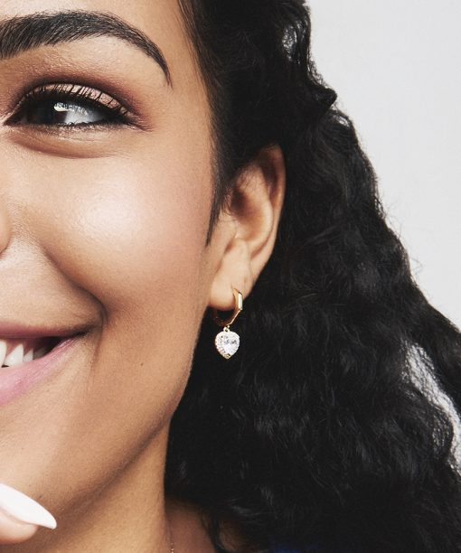 Alternative view of Nea øreringer sølv med blank zirkonia