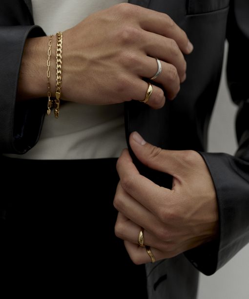 Alternative view of Maria Black Vayu Ring