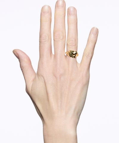 Alternative view of Maria Black Fish Mini Signet Ring Gold