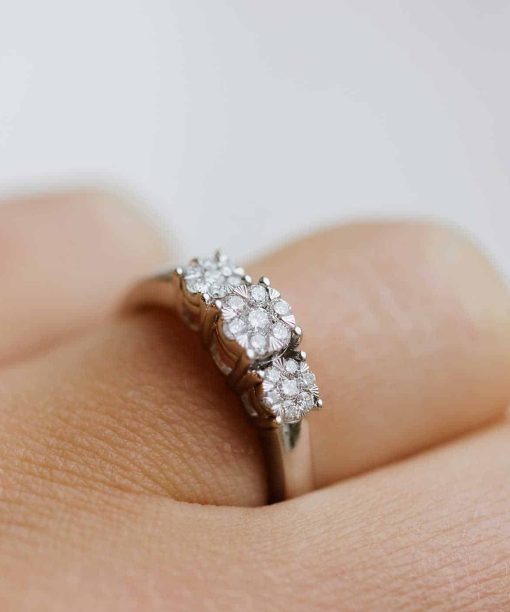 Alternative view of Ring i Hvittgull med Diamanter 0.25ct