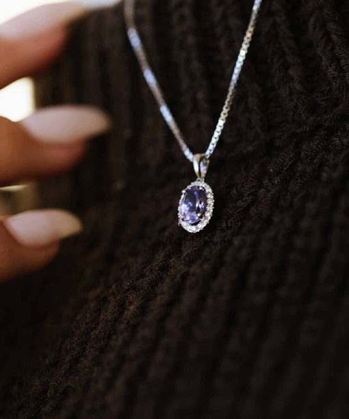 Alternative view of Smykke i gull med diamanter 0,12 ct WSI