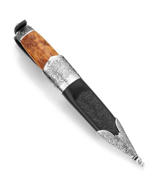 Eik Barn - Fabel med preg, slirekniv med sølvdekor