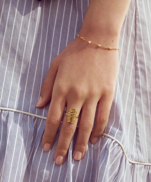 Alternative view of Mero bracelet