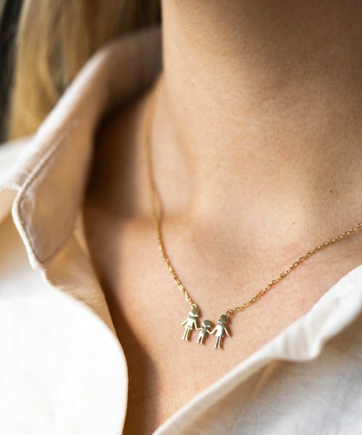 Alternative view of Familiesmykke i sølv mor og jente