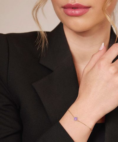 Alternative view of Pan Jewelry - Kløver armbånd i forgylt 925 sølv med lilla perlemor