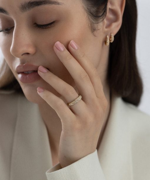 Alternative view of Mockberg Pavé precious ring