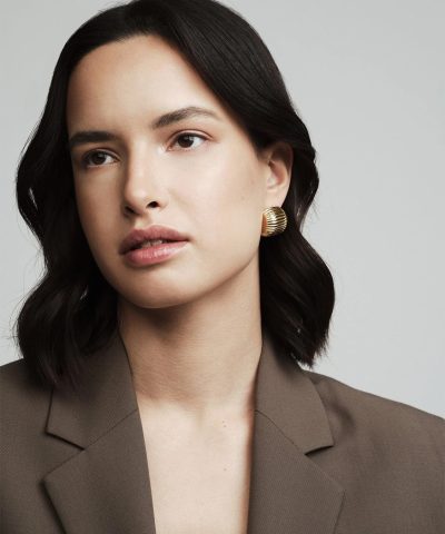 Alternative view of Mockberg Retro Ribbed Earring